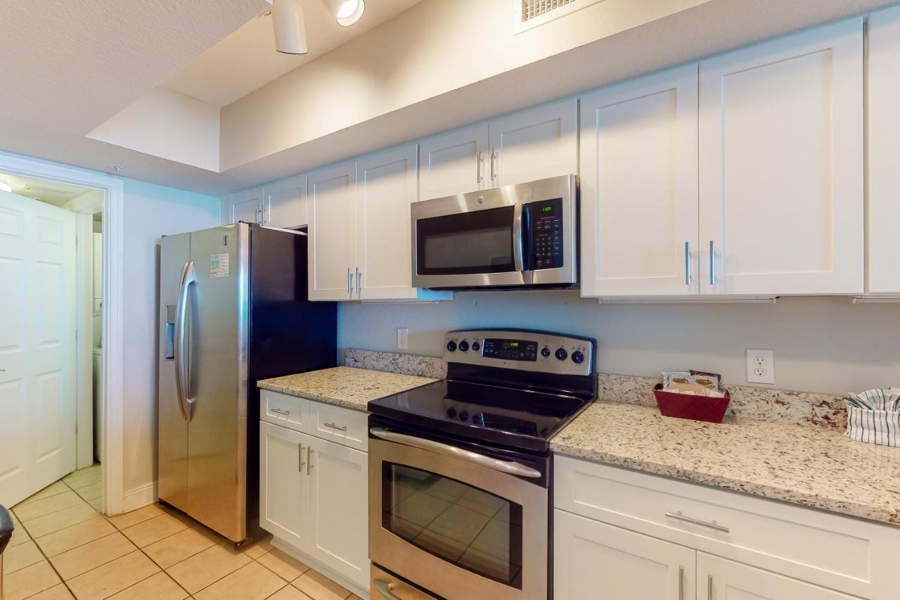Emerald Ii Apartment